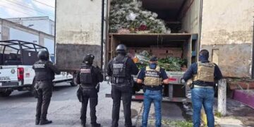 La GE y la FGJET desarticulan presunta red de extorsión a comerciantes de flores en Reynosa; detienen a dos
