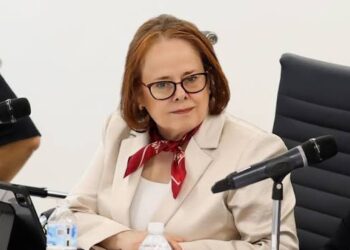 Advierte secretaría de Administración que aún no hay pagos detenidos a proveedores ni a contratistas… pero quizás los haya