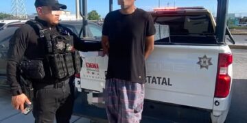 Detienen a individuo armado con cuchillo robando en un comercio de Matamoros