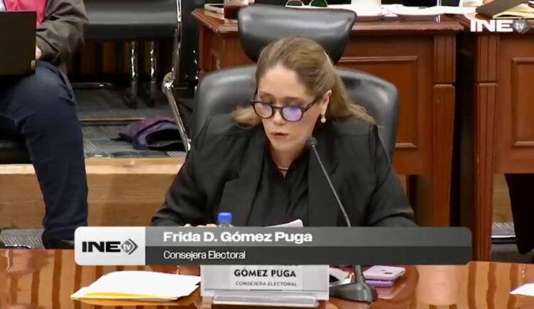 Consejera del INE denuncia amenazas y defiende postura sobre ‘boletas planchadas’, motivo de la discordia