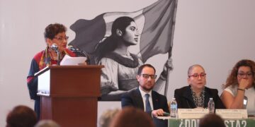 Fiscal General se reúne con madres buscadoras y víctimas de desaparición en Sonora