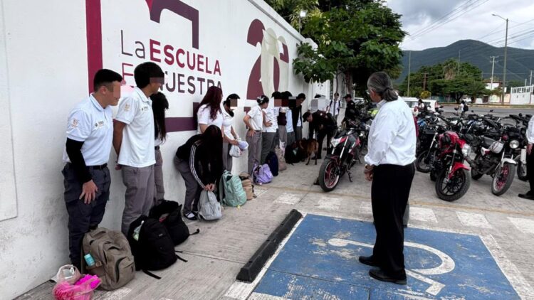 Realiza el Agrupamiento Canino de la Guardia Estatal inspección preventiva en el ITACE Victoria