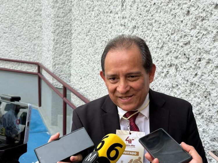 Mientras el barco sigue a la deriva el IMSS Bienestar y SINAITSA siguen agarrados de la greña