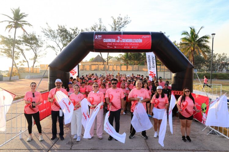 Realizan SEDENER y Woodside Energy carrera por la sensibilización sobre el cáncer de mama