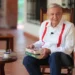 El embajador Ronald Johnson actúa más como policía entrometido que como diplomático: AMLO en su libro ‘Pueblo’