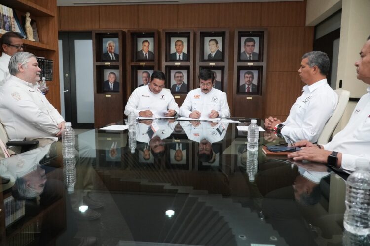 UAT y El Colegio de Tamaulipas firman convenio para impulsar investigación científica y economía social