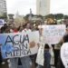 Gobernador emecista de Jalisco anuncia liberación de 39 detenidos en marcha contra agua contaminada; admite represión