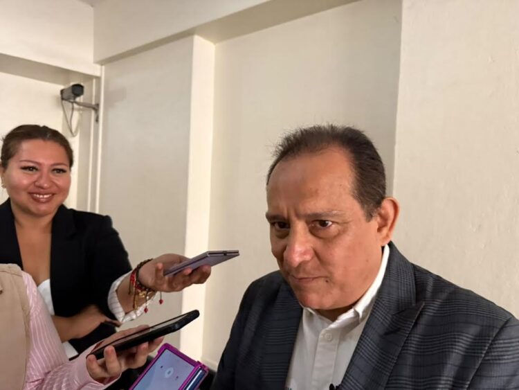 El IMSS Bienestar mantiene en investigación y separada de la atención médica a doctora que insultó a paciente