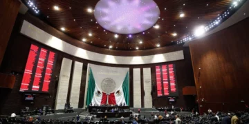 Entre acusaciones de censura la Cámara de Diputados aprueba en lo general la reforma ‘antimemes’