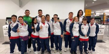 Viajan diez seleccionados al Mundial de Natación para Personas con Síndrome de Down en Portugal