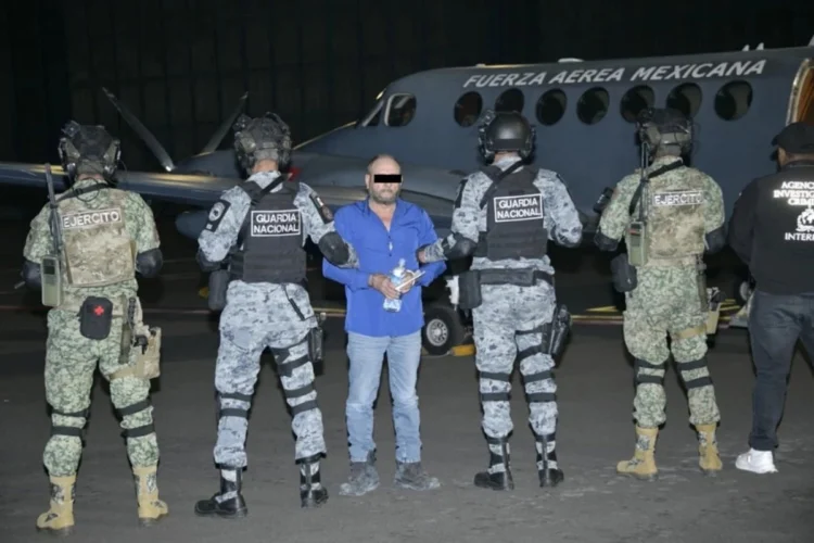 La Defensa y GN capturaron a ‘El Señor de la A’, vinculado al grupo criminal ‘Nuevo Cártel de Juárez’