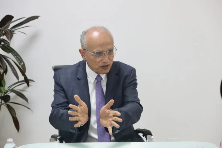 Conforme con acuerdo, sindicato del IMSS da por finalizado proceso de alza salarial; ya no consultará a las bases