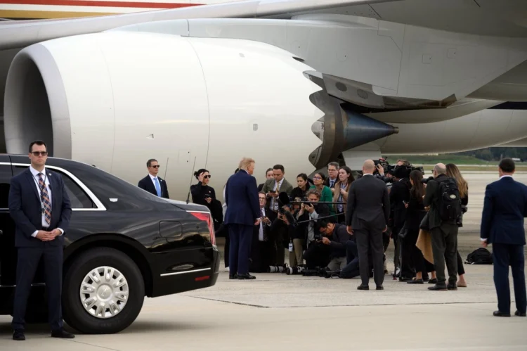 Donald Trump se desmarca de la autoproclamación de Flávio Bolsonaro en EU: ‘Yo no me voy a involucrar’