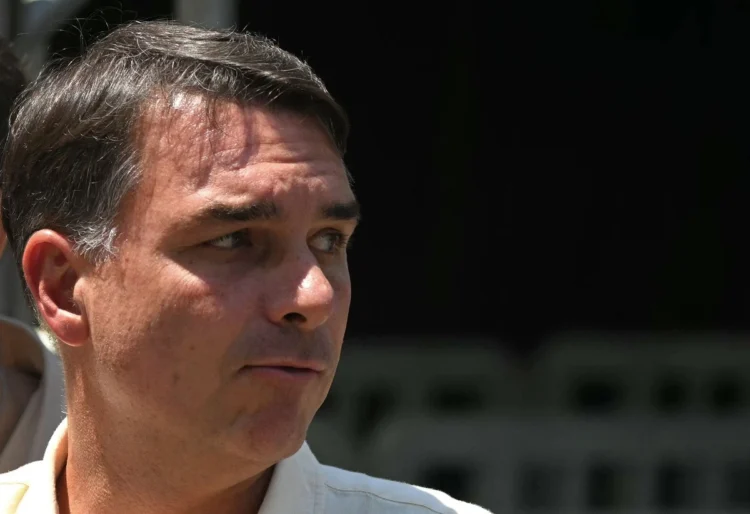 Flávio Bolsonaro desiste de impugnar el triunfo de Lula en Brasil y su partido Liberal reconoce la derrota
