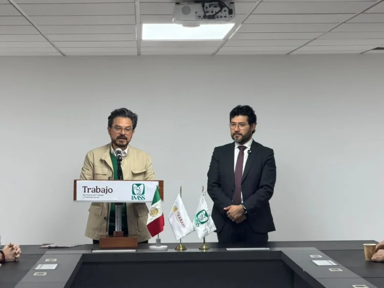 Anuncia Zoé Robledo aumento salarial de 8% a trabajadores del IMSS: ‘supera en 1.2% la oferta rechazada’